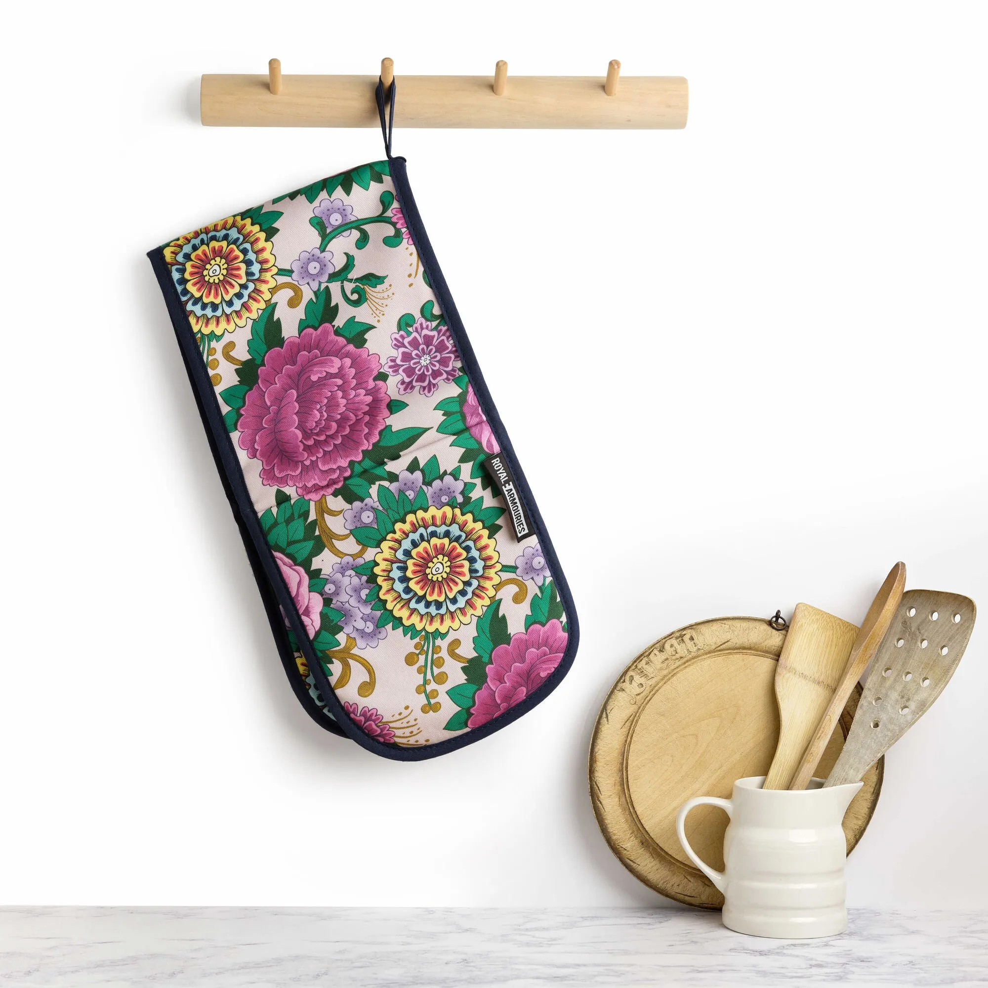 Indian Dagger Oven Gloves