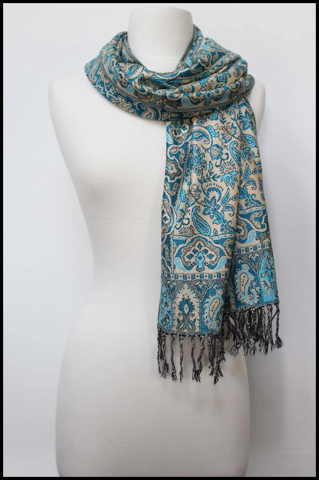 Multi Paisley Patterned Pashmina