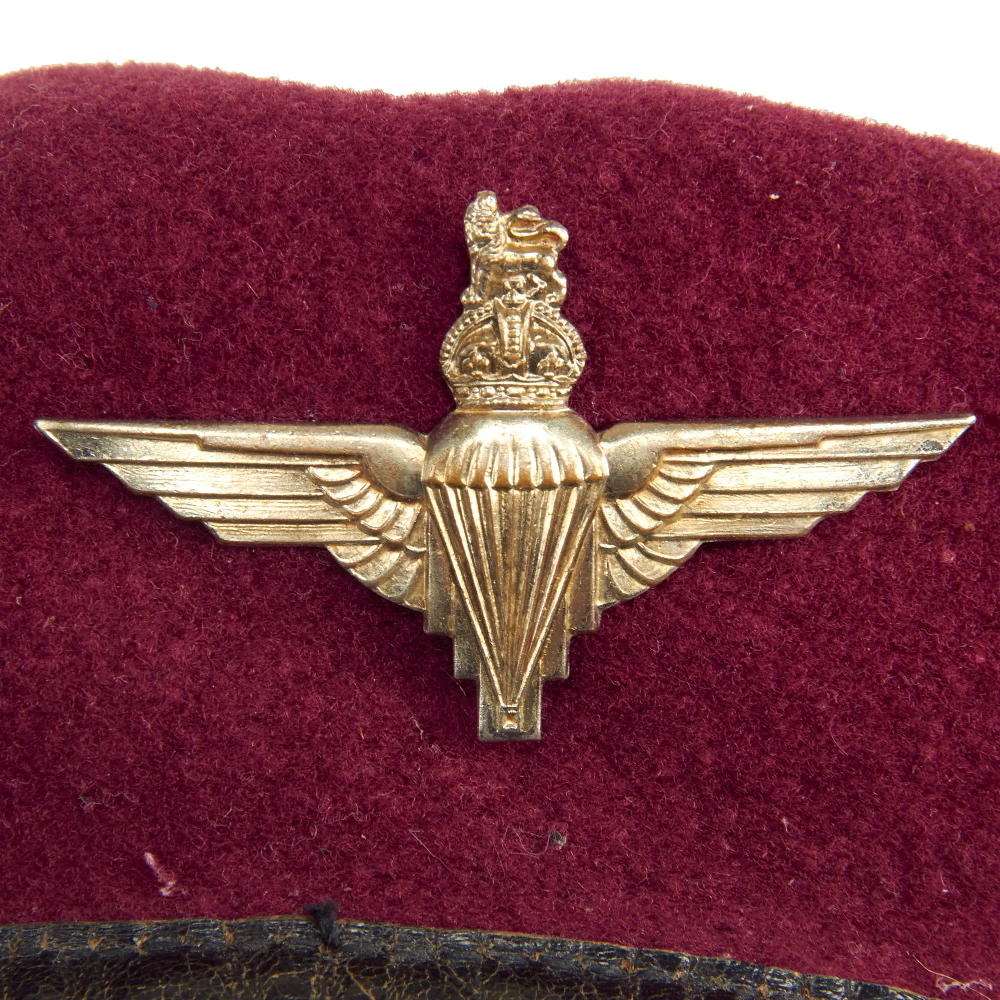 Original British WWII Parachute Regiment Maroon Beret by Kangol With Badge - Size 7 ¼, Dated 1945